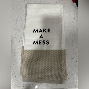 kate spade White and Beige "Make A Mess" Kitchen Towel - NEW